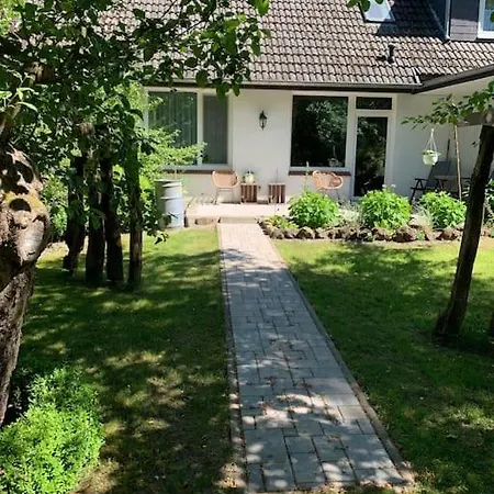 Am Apfelbaum Апартаменты *